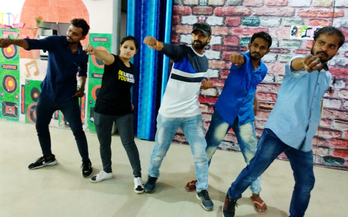 unity dance studio faridabad